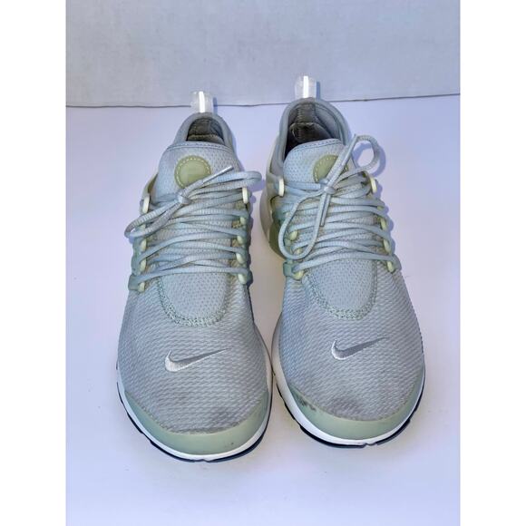 Nike Air Presto Women’s Running Shoes Size 8 Light Silver Gray 878068-017 - Picture 2 of 8